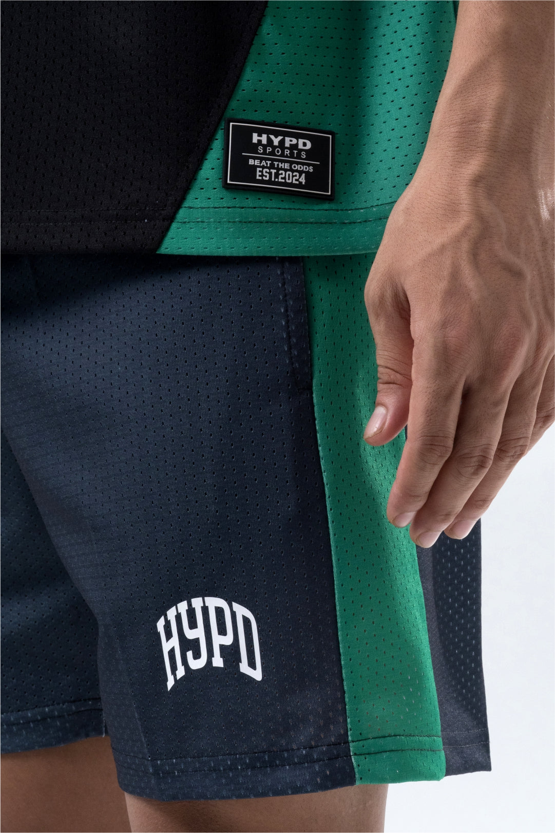 black/green training club mesh shorts mens 