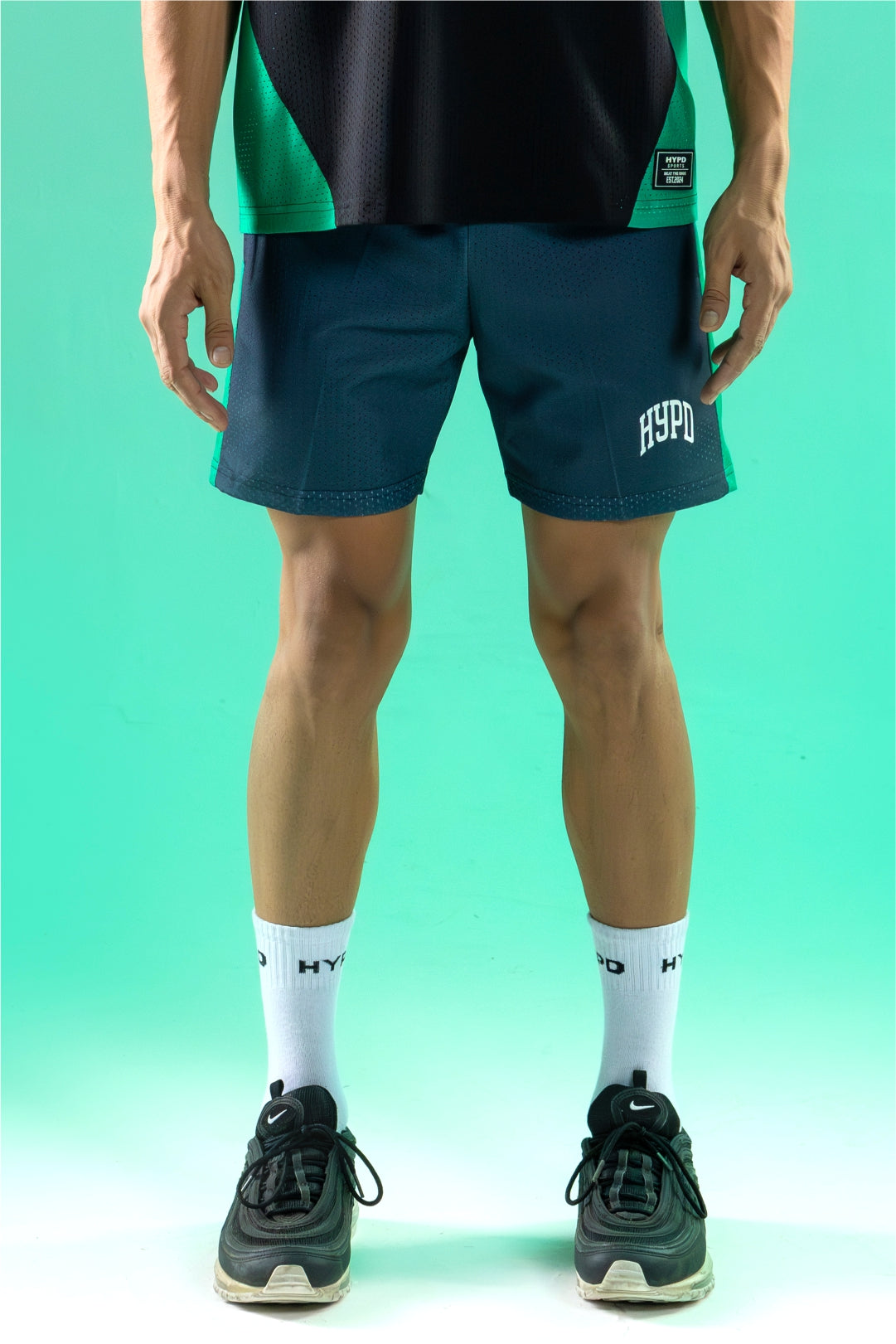 black/green training club mesh shorts mens 
