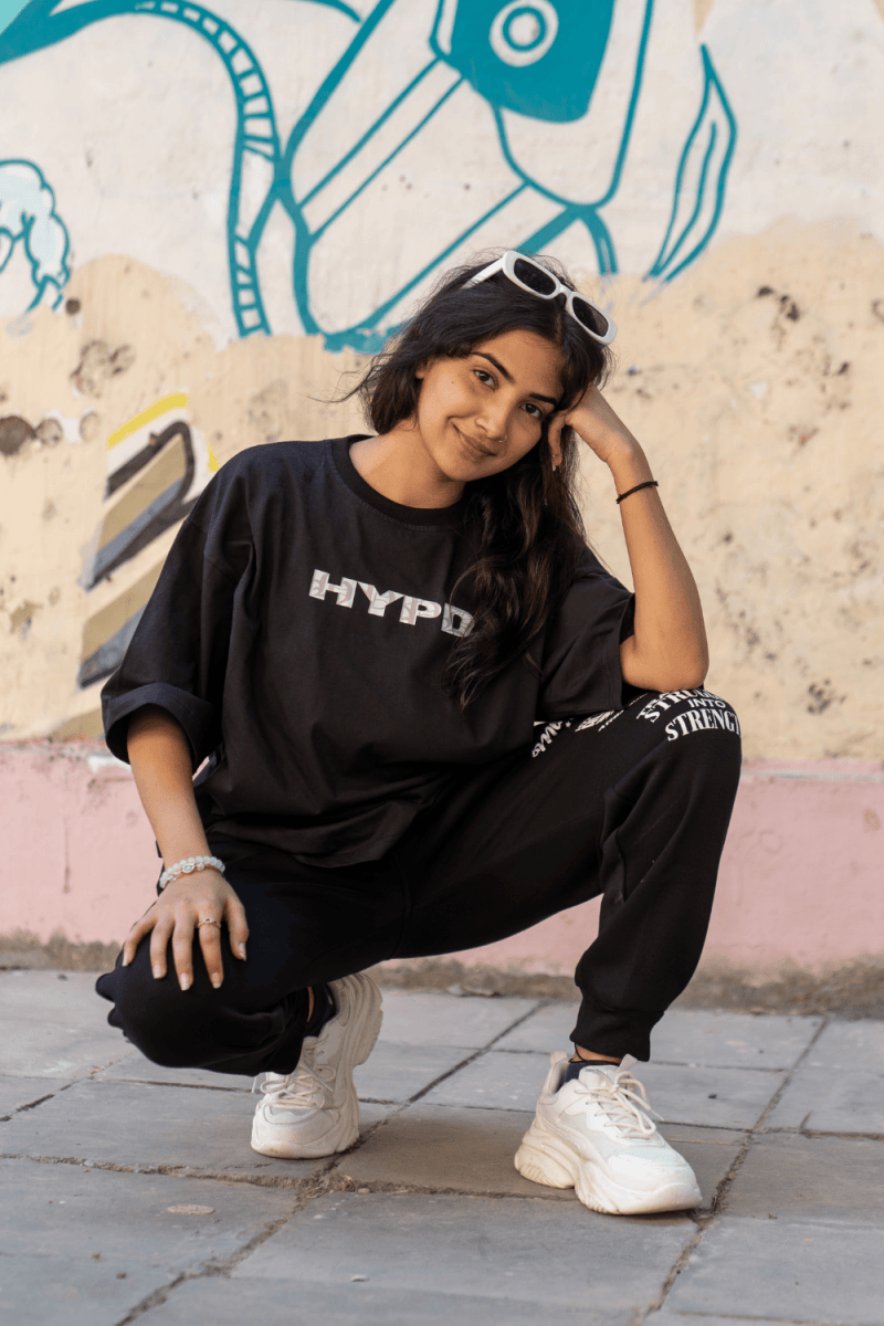 Black Shoot For The Moon Oversized T-Shirt Women - HYPD Sports